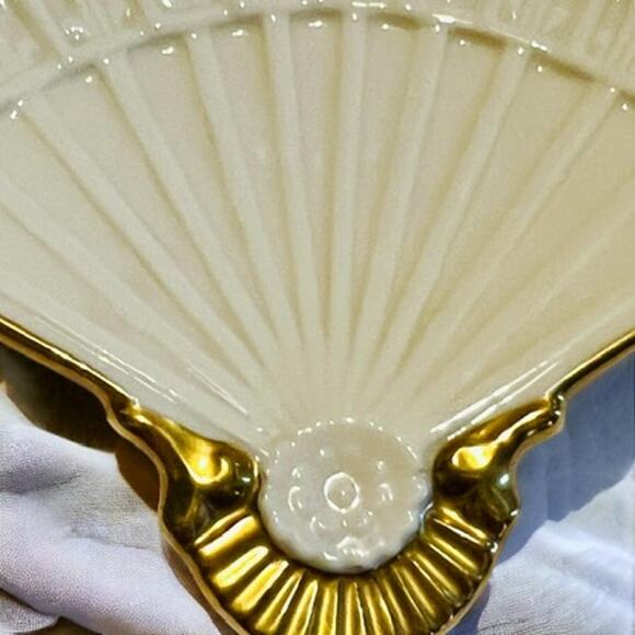 Lenox Fan Shaped Dish-Porcelain Gold Trim-1980s-Vintage Decorative Bowl-Trinket - Picture 2 of 7